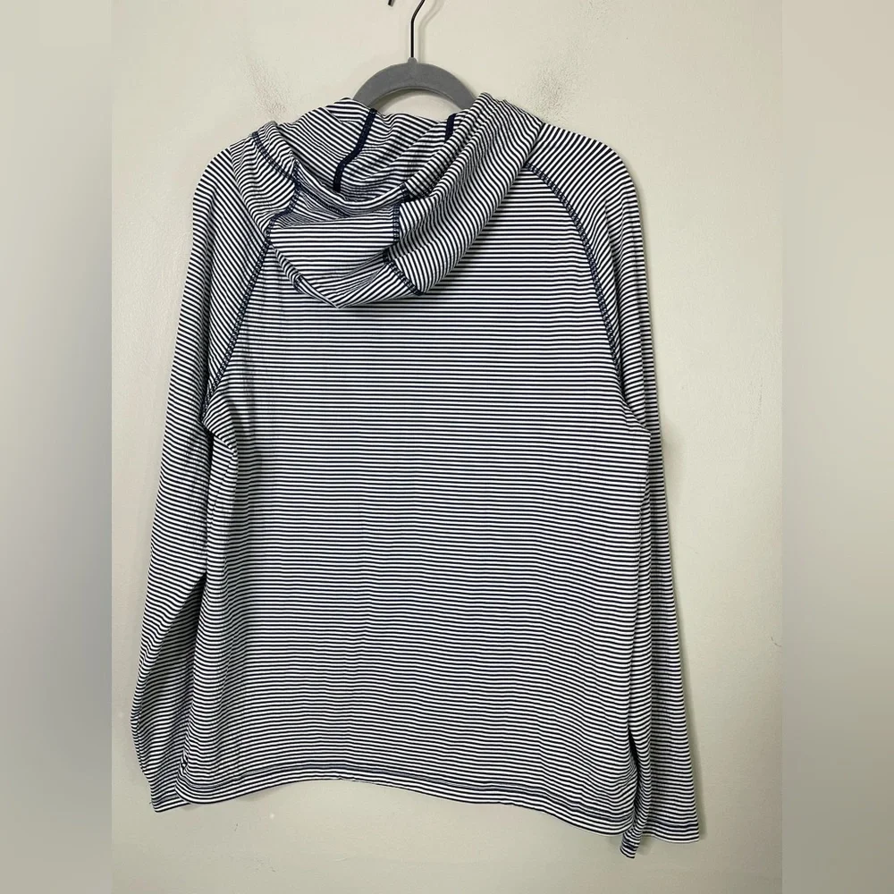 Rhone Men's Seersucker Camp Hoodie in navy blue and white stripe M - Picture 8 of 12